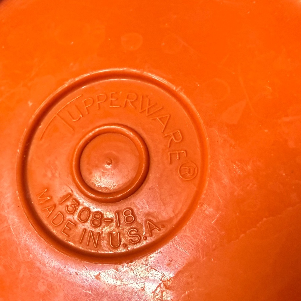 TUPPERWARE Miscellaneous Set - Picture 10 of 16